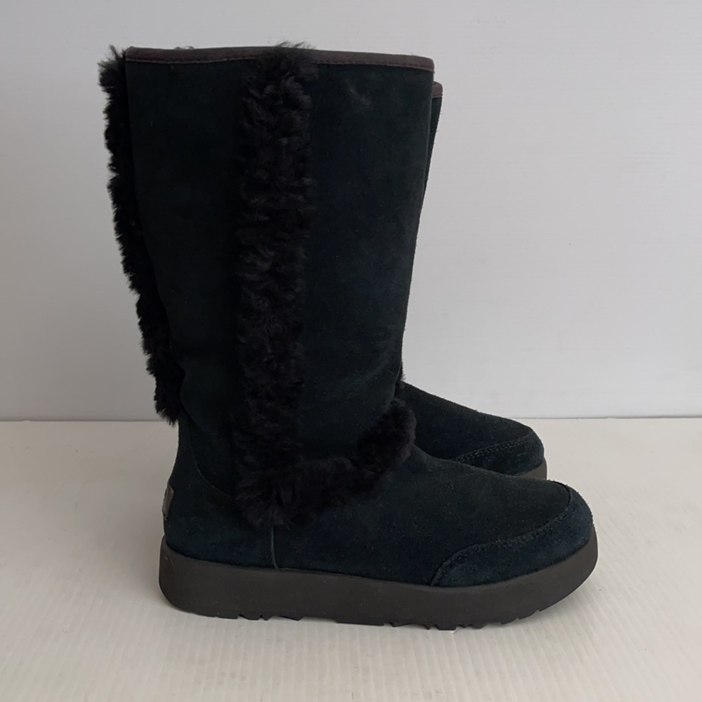 UGG 1017511 Sundance Waterproof Boot Black 7US